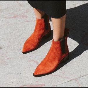 Loeffler Randall Nellie boot in Terra sz 7